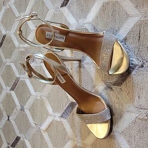 STEVE MADDEN Ritter Stilettos Gold Glitter Rhinestone Sparkle